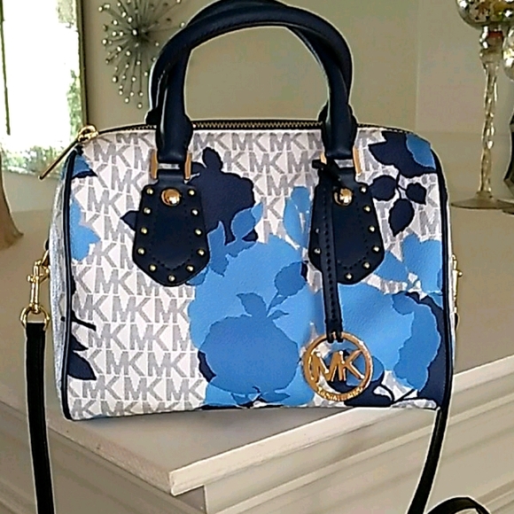 MICHAEL KORS~NEW~3 SHADES OF BLUE~ SPEEDY SIZE~SUPER CUTE HANDBAG - Picture 2 of 16
